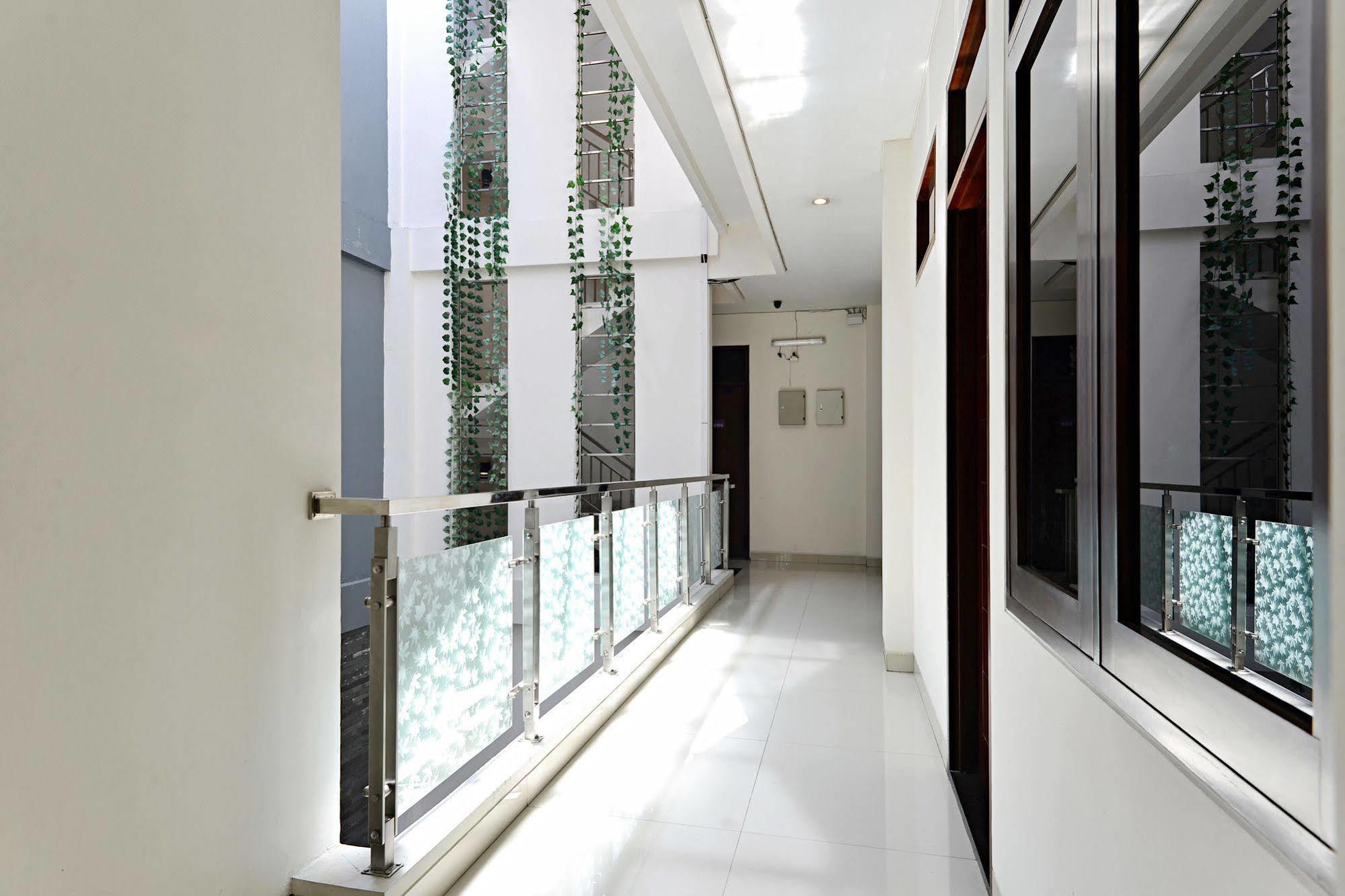 Zen Rooms Riau Natuna Μπαντούνγκ Εξωτερικό φωτογραφία